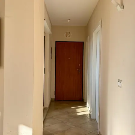 Apartment Above The 01